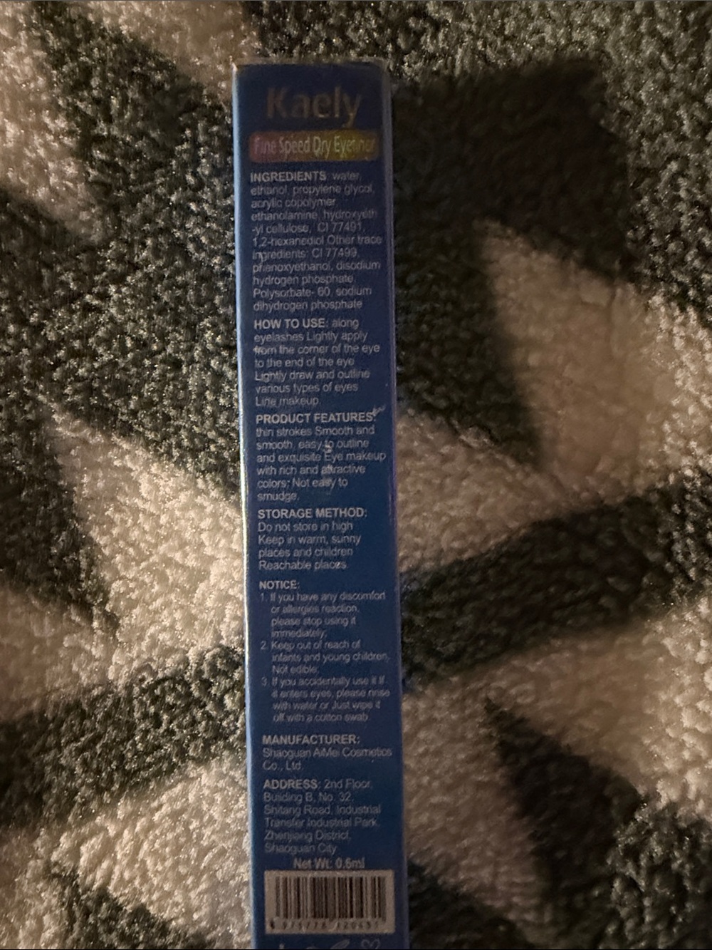 New in the boxes Bundle, Blue Eyeliner, Brown Eyebrow Pencil and Headbands - Picture 6 of 7